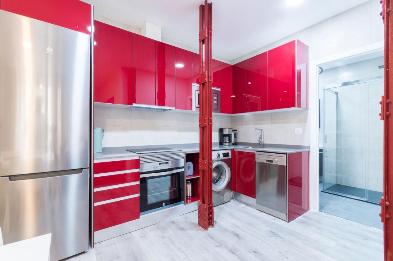 Latina En Apartamento *